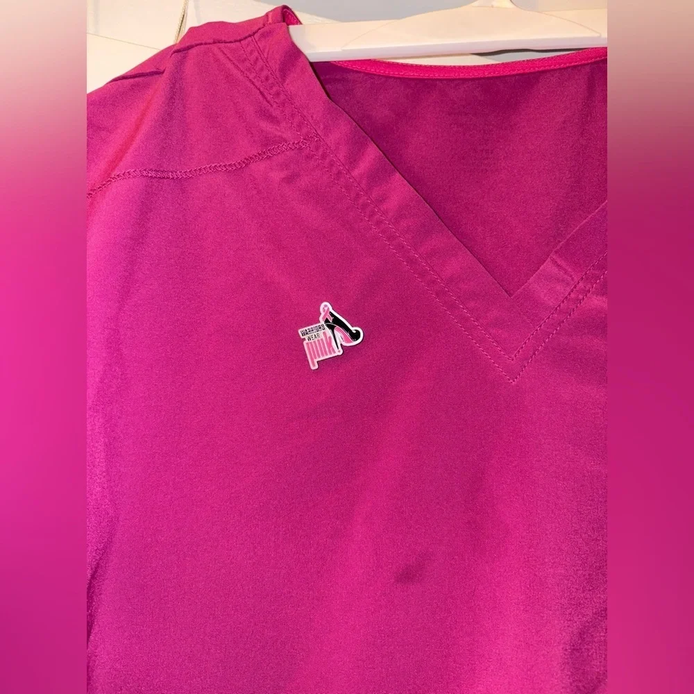 XXL Scrubstar Pink Scrub Top with Pockets - Picture 5 of 6